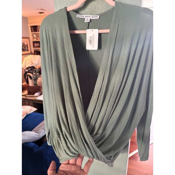 NWT Hyfve Women's Top Size Small Sage Green Draped Rayon & Spandex Trendy - Picture 5 of 6